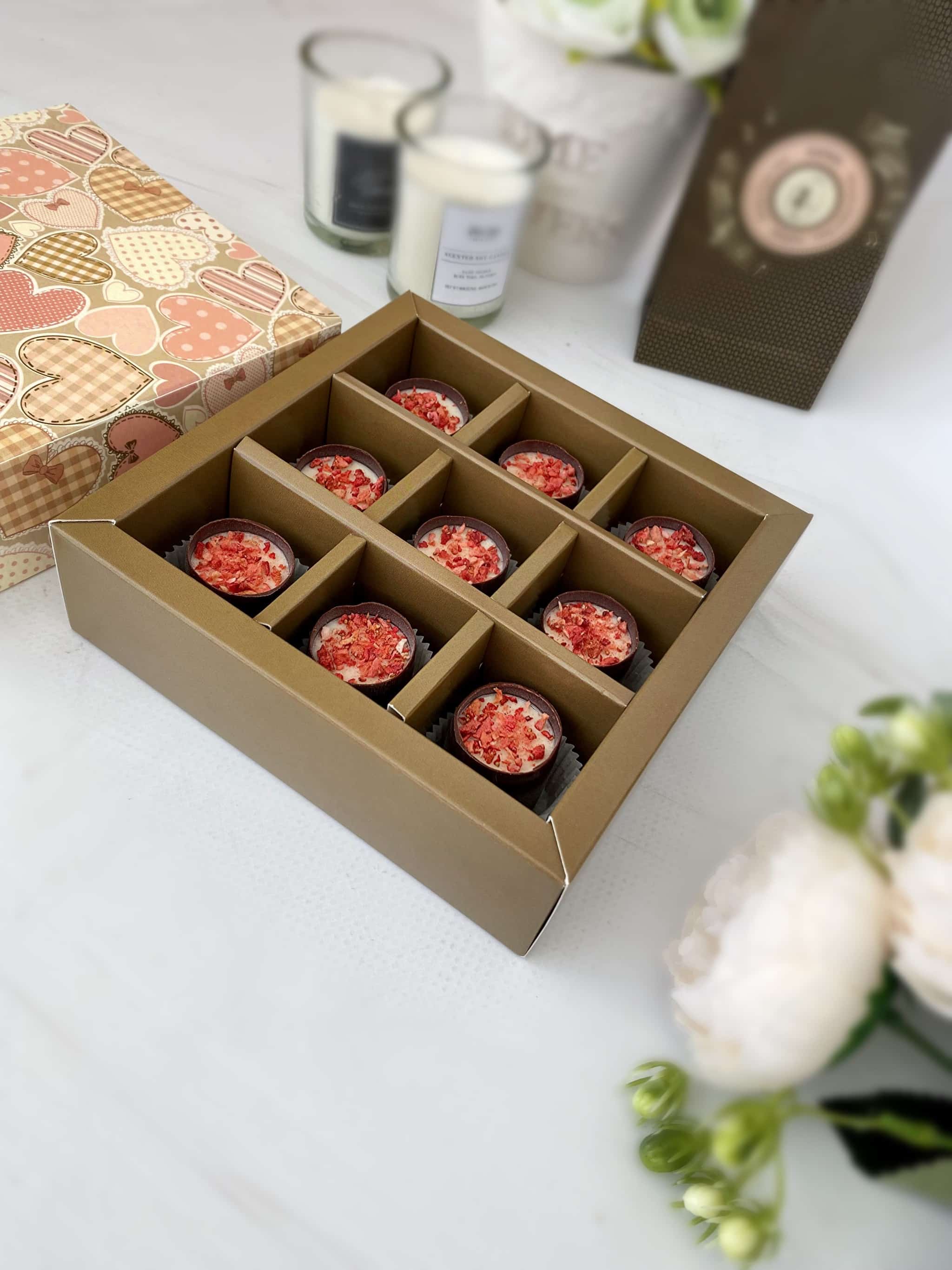 Упаковка под 9 конфет "Сердца" — изображение 1